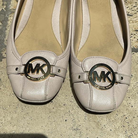 Michael Kors Flats - Picture 3 of 8